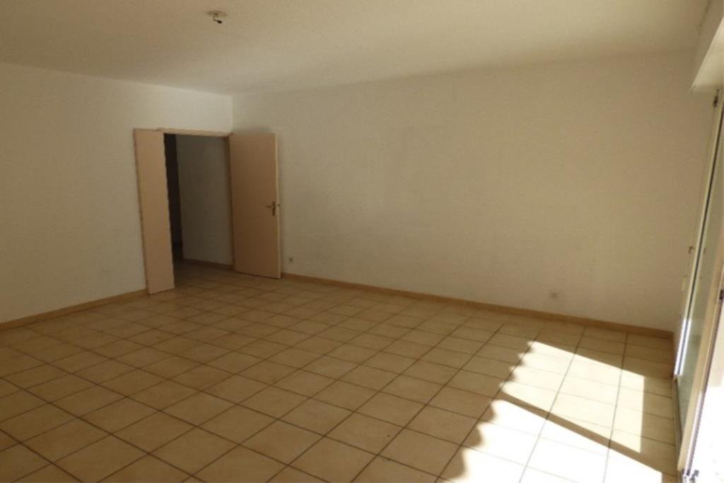 vente Appartement en rez de jardin de type 3 pièces dans une résidence située à Bormes les Mimosas