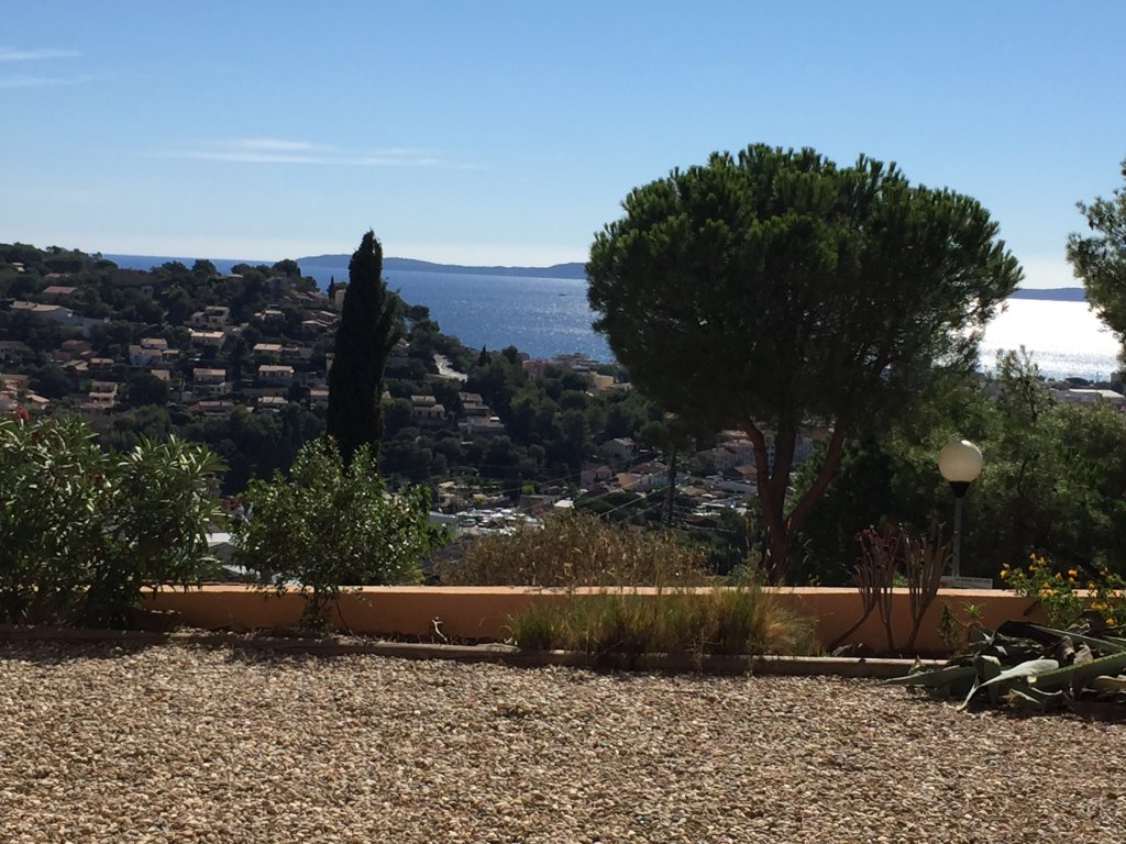 vente Appartement T2 Bormes Les Mimosas dans une résidence sécurisée et conviviale de style provençal,