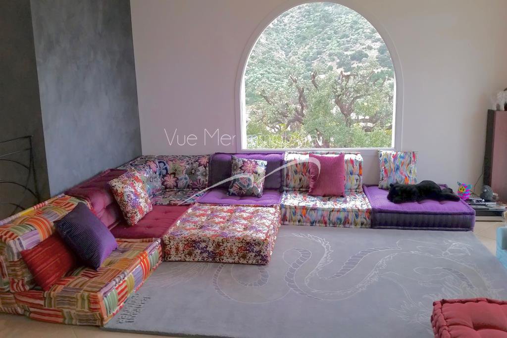 Estimation sérieuse villa à saint clair Le Lavandou une grande villa avec vue mer et piscine