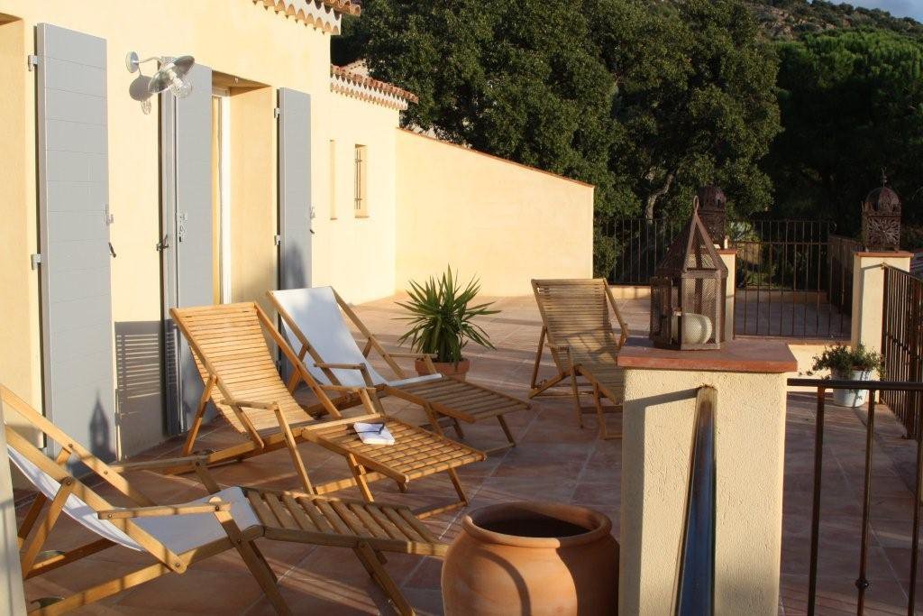 Mas - bastide à Bormes Les Mimosas avec beau terrain et piscine achat vente estimation