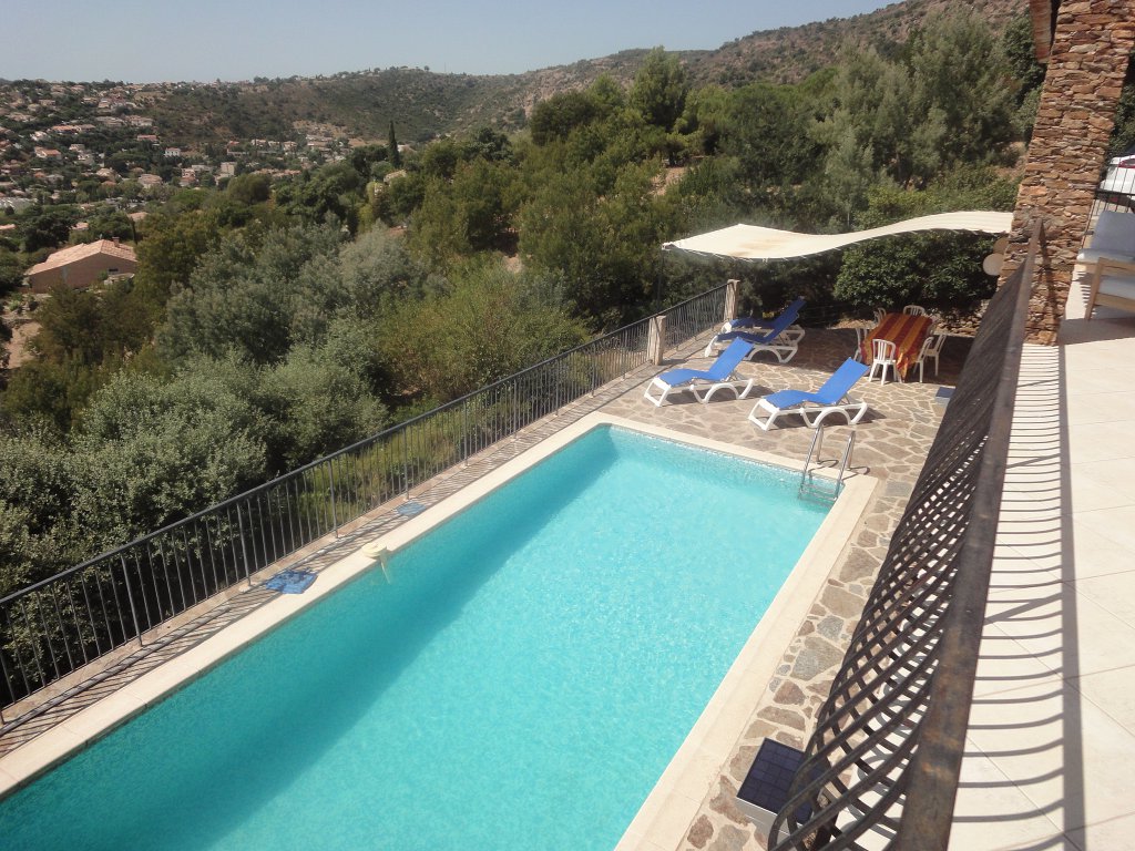 Propriété à SAINT-CLAIR / Le LAVANDOU  VENDUE LAVANDOU 83980 saint-clair 