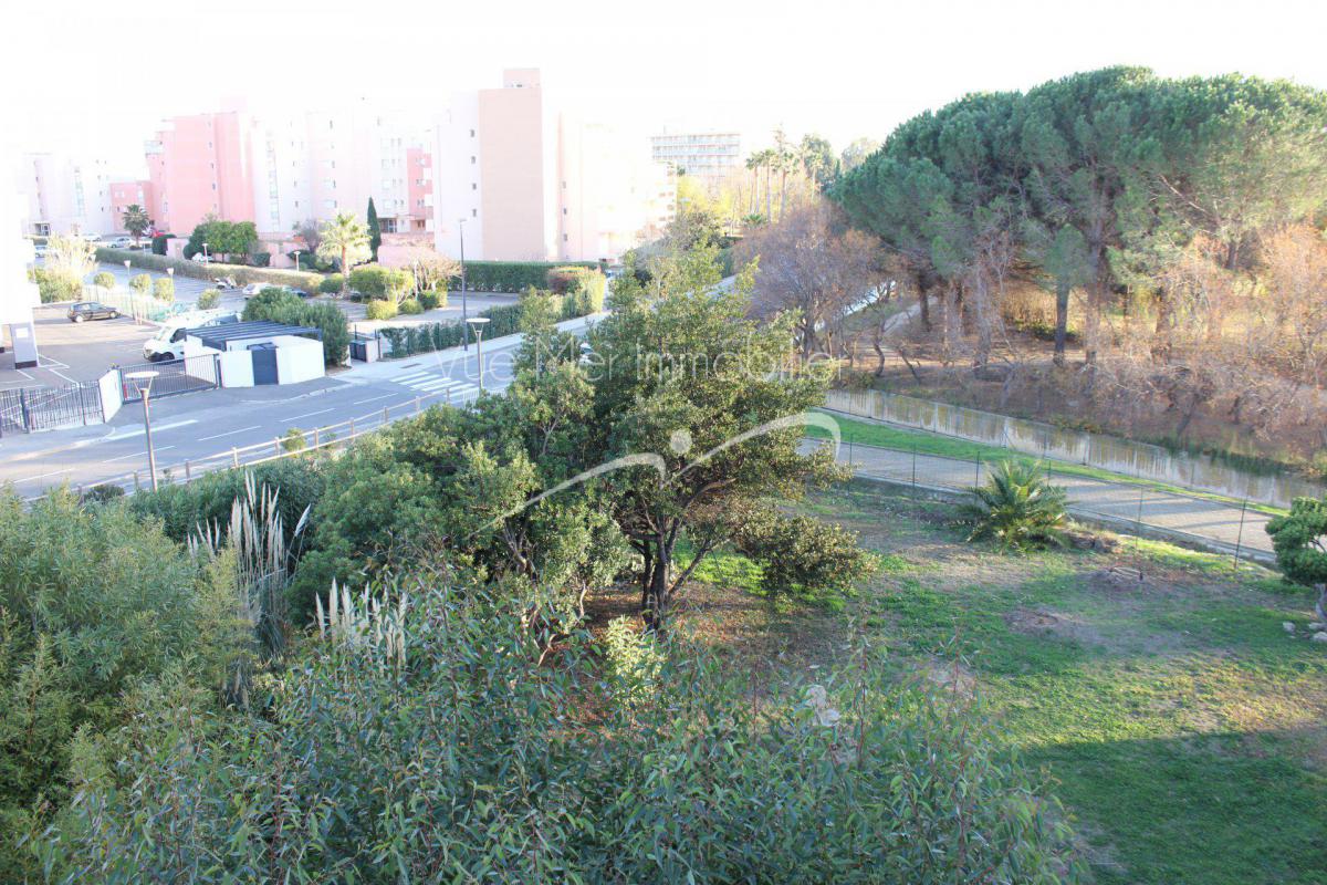 vente Appartement T4  en duplex Le Lavandou à proximité de la grande plage et du centre ville