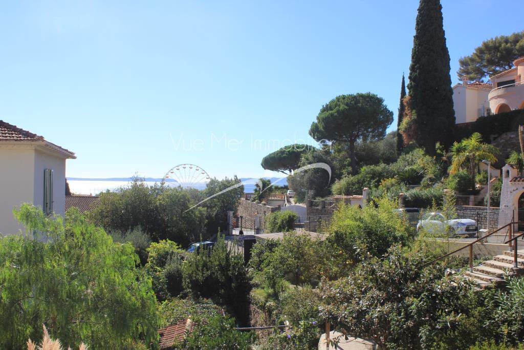 maison avec potentiel de constructibilité le LAVANDOU