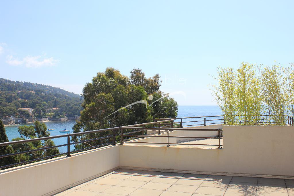 à vendre : Appartement T4 Le Lavandou accès plage d'aiguebelle vue mer