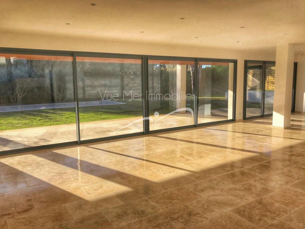 agence immobilière pour estimation au Lavandou Cavalière Pramousquier vue mer