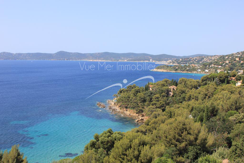 estimation villa vue mer superbe agence Le Lavandou
