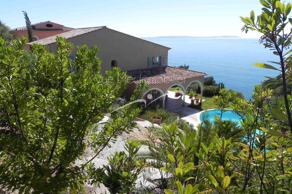 Maitre Minaglou agence immobilière vendre sa villa avec agence prestige locale