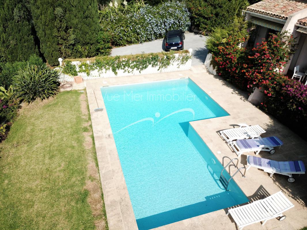 propriété avec vue mer et piscine à faire estimer à Cavalière pour succession