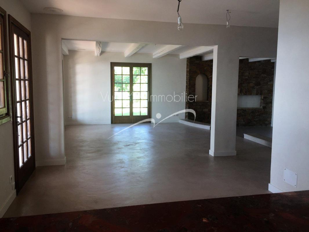 Villa à vendre à Saint-Clair La fossette Le Lavandou - Vue mer panoramique et piscine- ESTIMATION