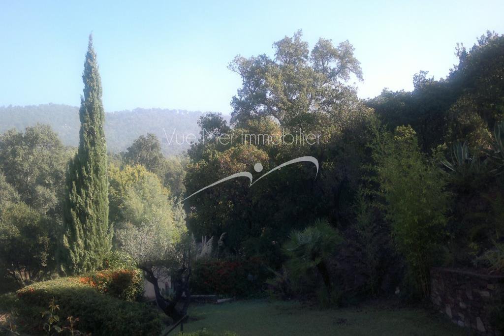 Villa à la vente sur le Rayol Canadel Sur Mer avec piscine chauffée Proche plage du Canadel villa prestige estimation