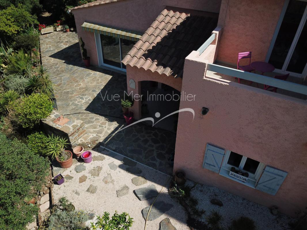 Villa  Bormes Les Mimosas avec Possibilité de créer une piscine - Estimation vente Le Pin De Bormes