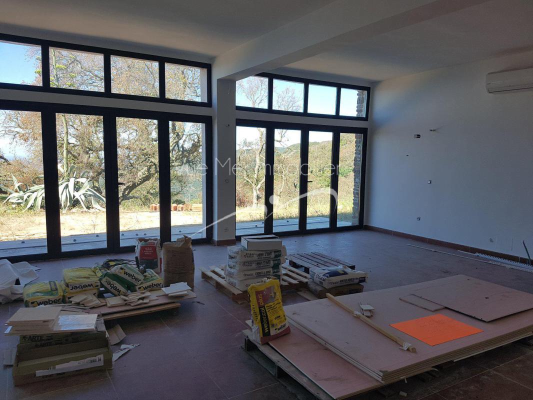 A vendre Propriété - Hôtel Le Lavandou- investissement grand terrain vue mer