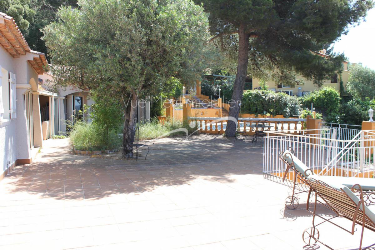 Villa rue des chênes lièges corniches de Bormes Les Mimosas