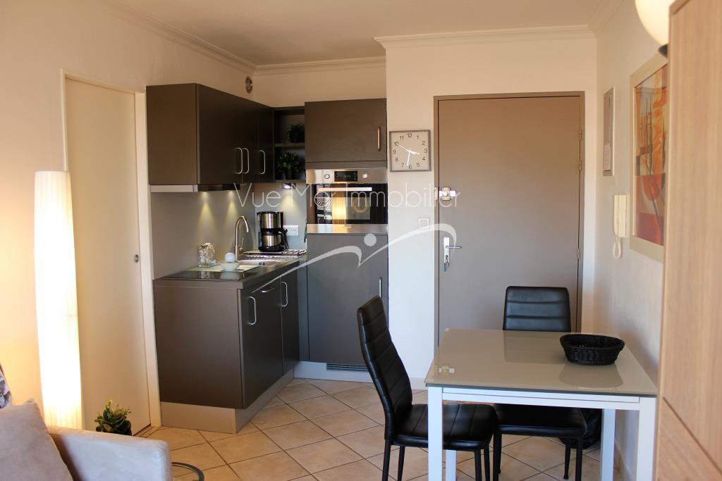 Appartement T2 Le Lavandou à 200 mètres de la plage