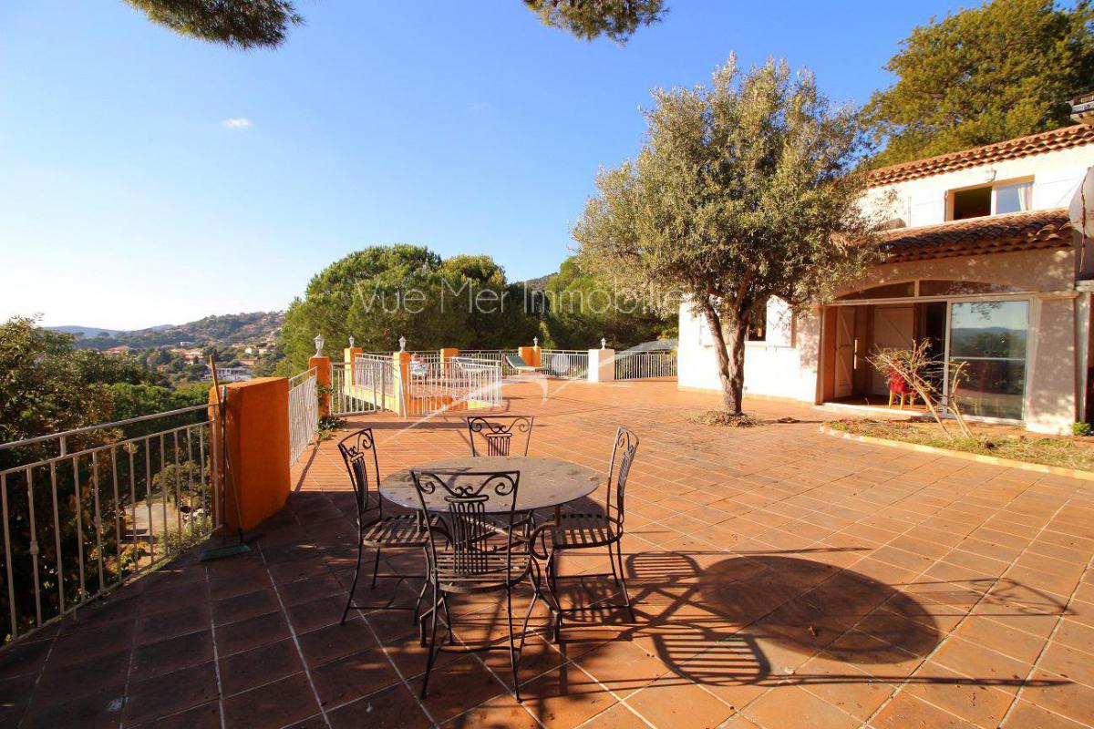 agence immobilière sérieuse à Bormes les Mimosas