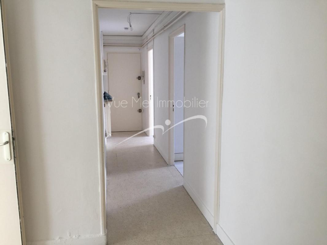 Appartement T4 Le Lavandou. Vendu par VMI / faire estimer gratuitement votre appartement au Lavandou