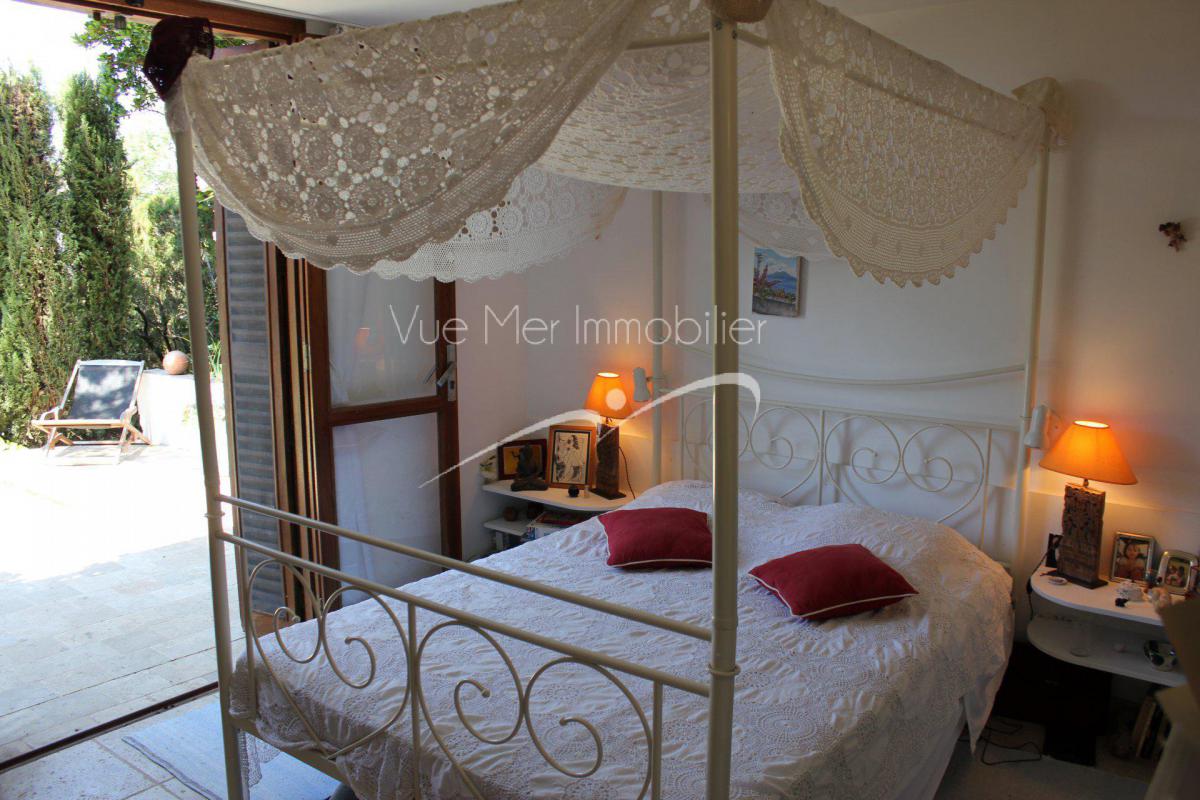 Vendue par l'agence au gaou benat Villa vue mer Bormes Les Mimosas BORMES-LES-MIMOSAS