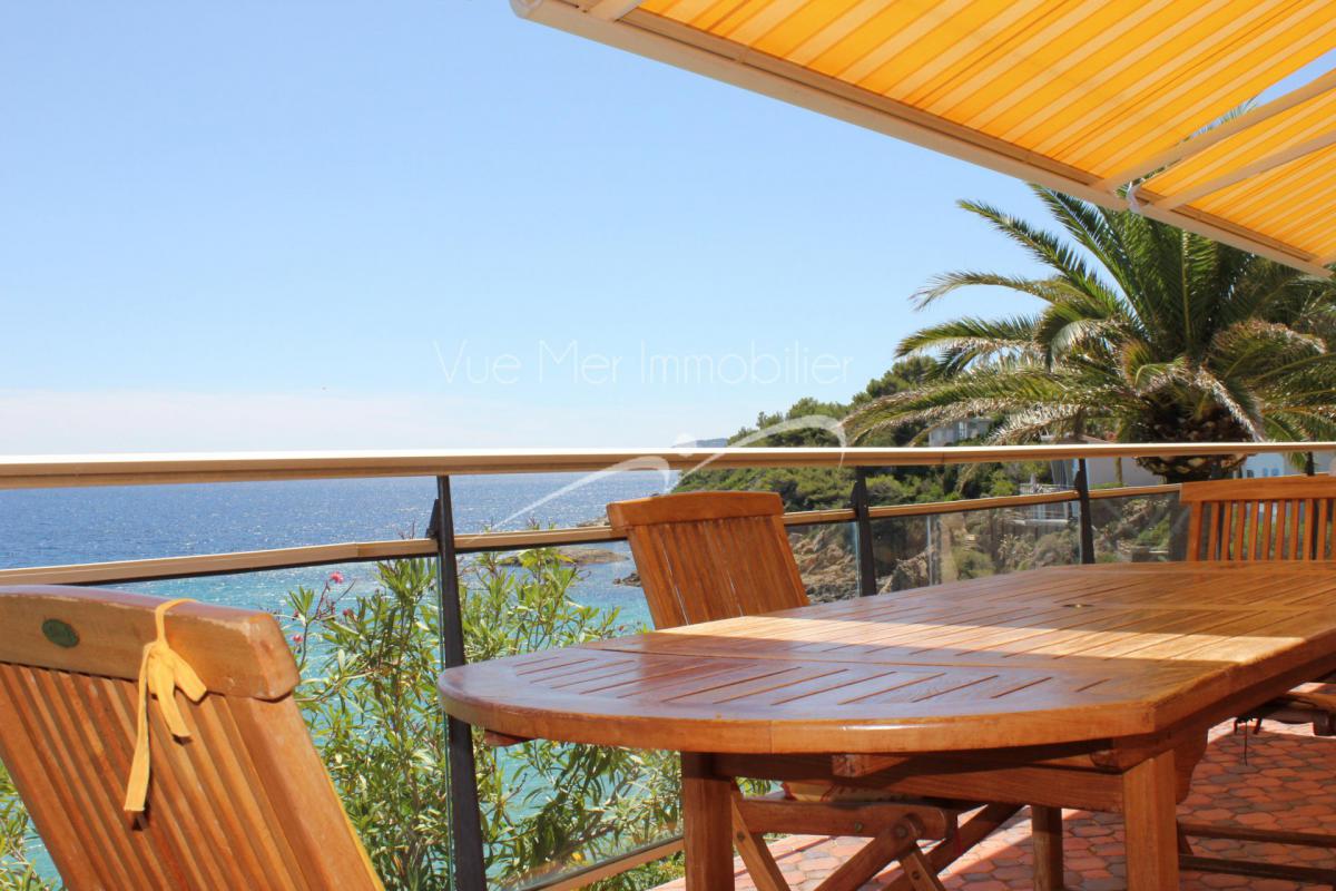 faire estimer sa prpropriété par agence au Lavandou pieds dans l'eau