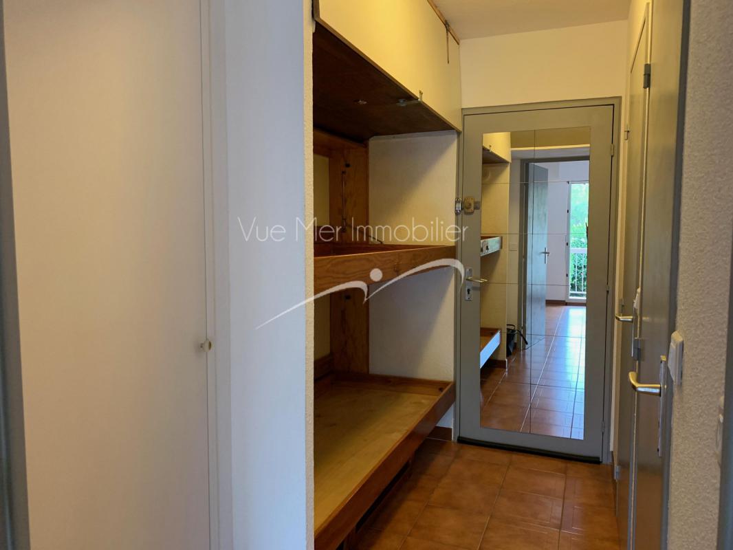 Studio cabine  VENDU