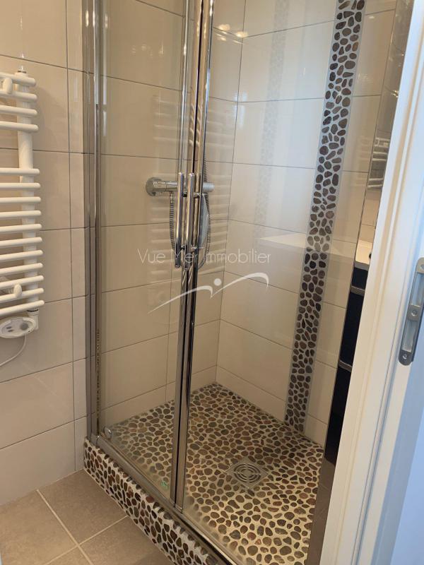 Appartement  SAINT-CLAIR résidence pieds dans l'eau piscine tennis le lavandou