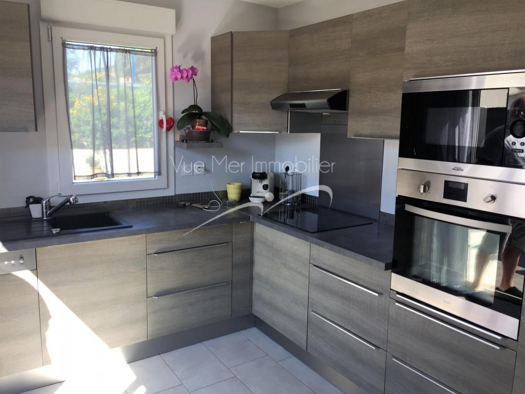 Villa atypique dans un quartier agréable, à 5 minutes de la plage et du centre / ESTIMATION