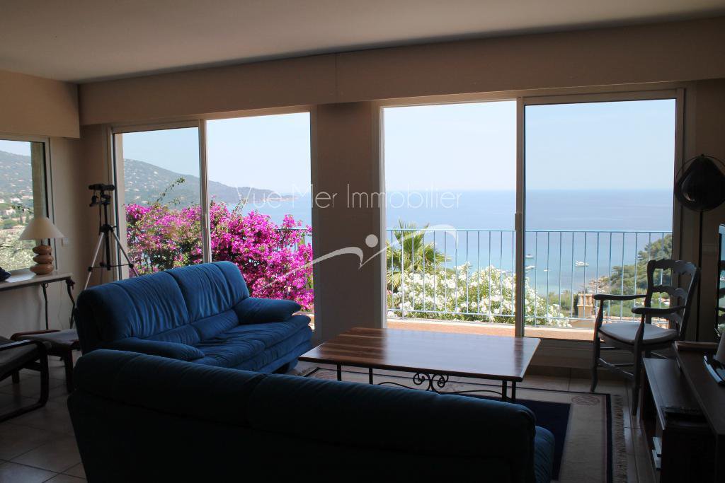 Villa en vente plage de pramousquier vue mer - piscine 83980 Le Lavandou ACHAT VENTE ESTIMATION GRATUITE