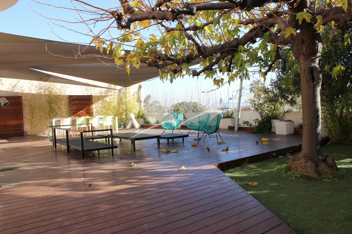 une agence simple mais efficace au lavandou, commission d'agence raisonnable et justifiée