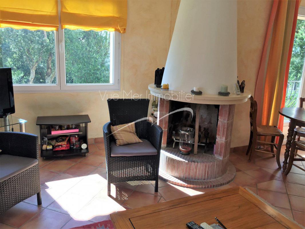 Appartement de 110m² dans maison LE PIN DE BORMES jardin parking terrasse