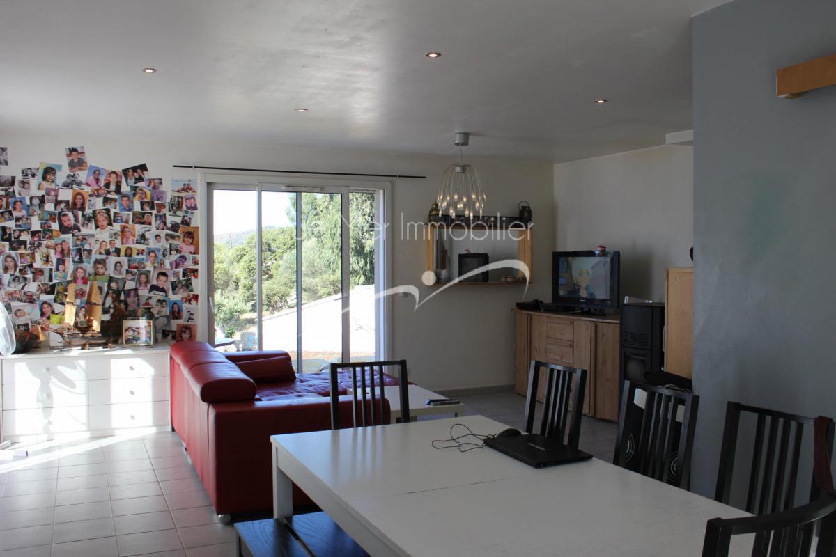 Villa en vente de plain-pied à Bormes Les Mimosas ( proche centre ville du Lavandou et des commerces)