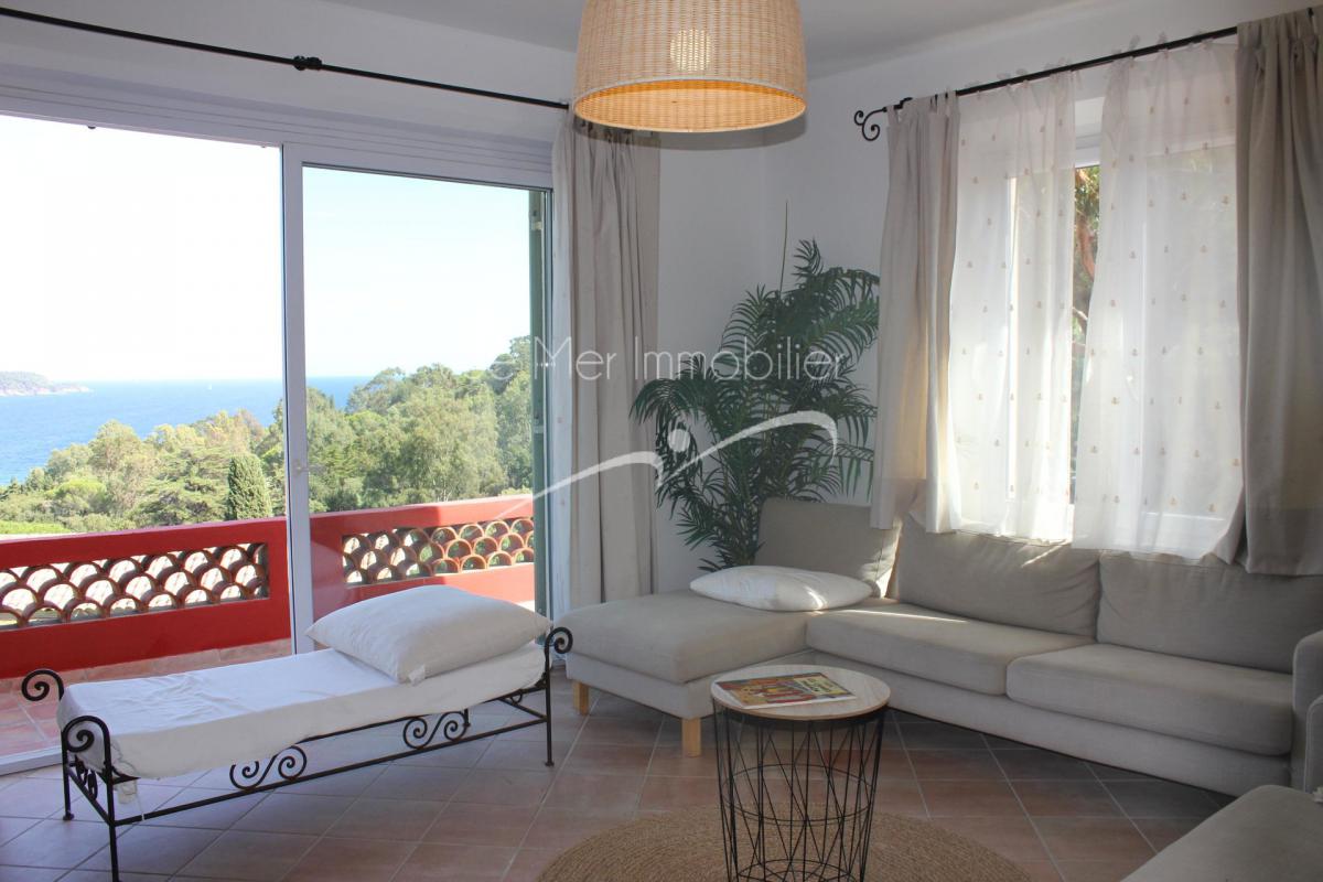 Villa à vendre proche plage avec jolie vue mer le Lavandou