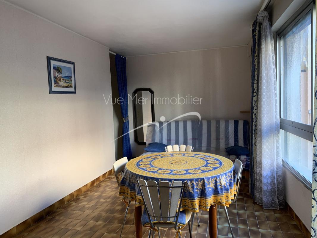 A vendre : STUDIO PLEIN CENTRE VILLE DU LAVANDOU