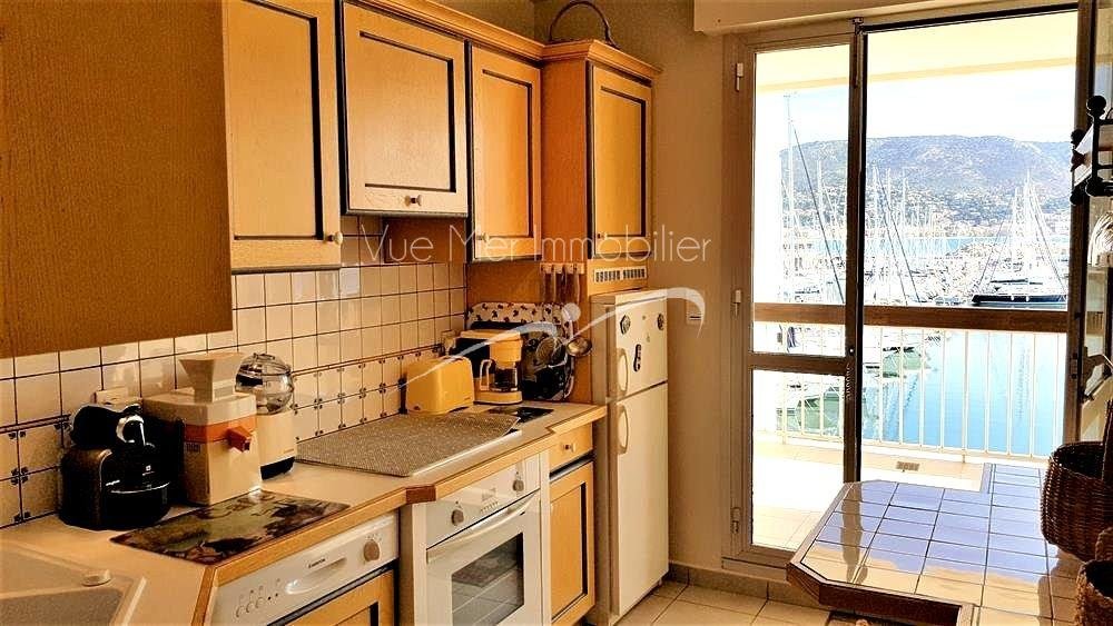 La Marina / Bel Appartement T3 Bormes Les Mimosas Bormes les Mimosas marina accès mer