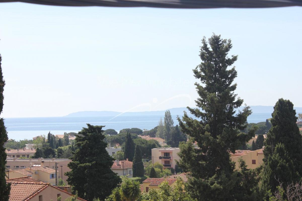 Appartement T3 Le Lavandou - Saint-Clair  Vue mer LAVANDOU 83980