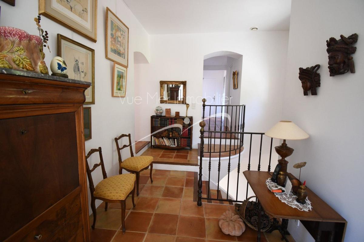 Villa T5 Rayol Canadel Sur Mer estimation gratuite agence du rayol - canadel