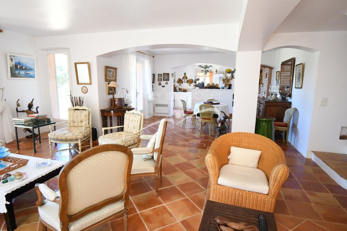 Villa T5 Rayol Canadel Sur Mer estimation gratuite agence du rayol - canadel