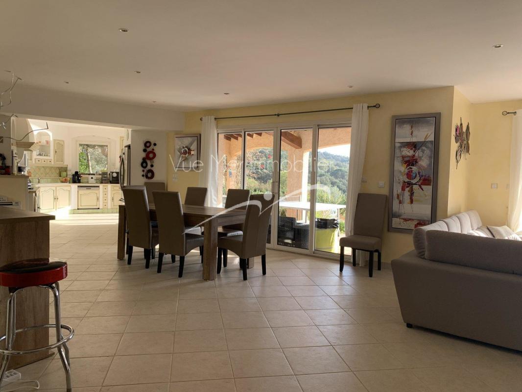 SOUS OFFRE LAVANDOU 83980 CAVALIERE 