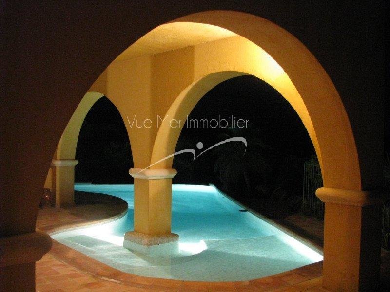 Vendu en 2020. Maison récente avec piscine Bormes Les Mimosas Bormes les Mimosas 83230  