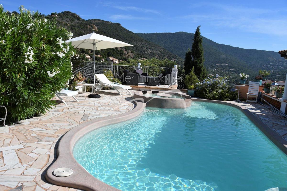 vendre sa maison avec piscine au Lavandou Cavalière
