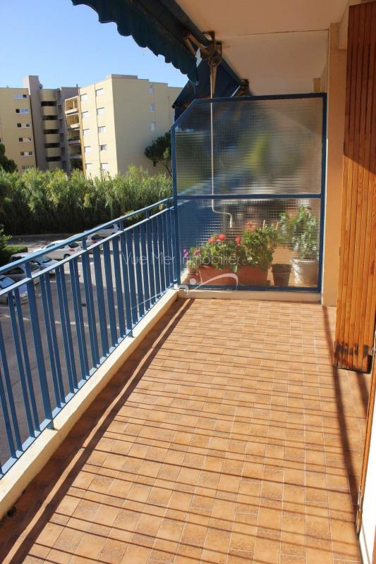 VENDU PAR NOTRE AGENCE ! LAVANDOU 83980 centre village calme