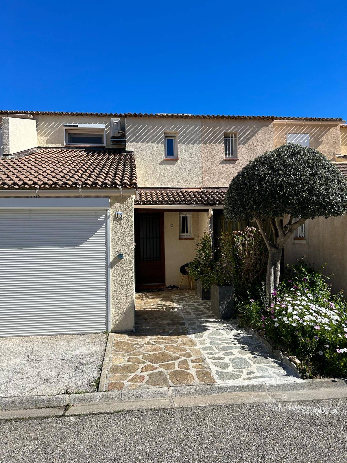 maison mitoyenne LE LAVANDOU  