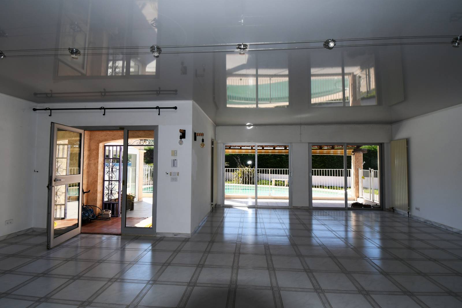 Villa avec piscine Le Lavandou, Grand jardin estimation réaliste