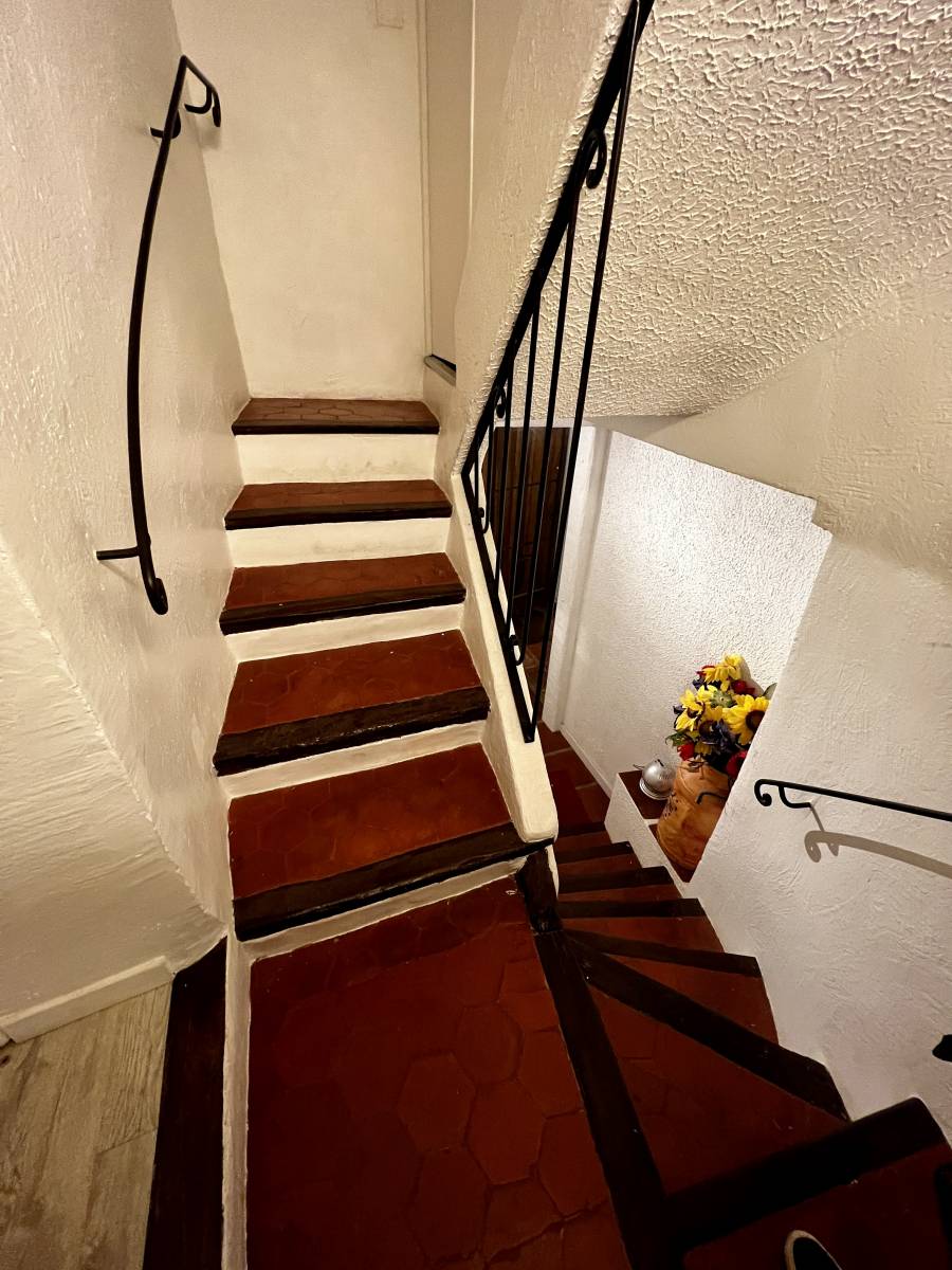 2 APPARTEMENTS BORMES LES MIMOSAS VILLAGE MEDIEVAL 