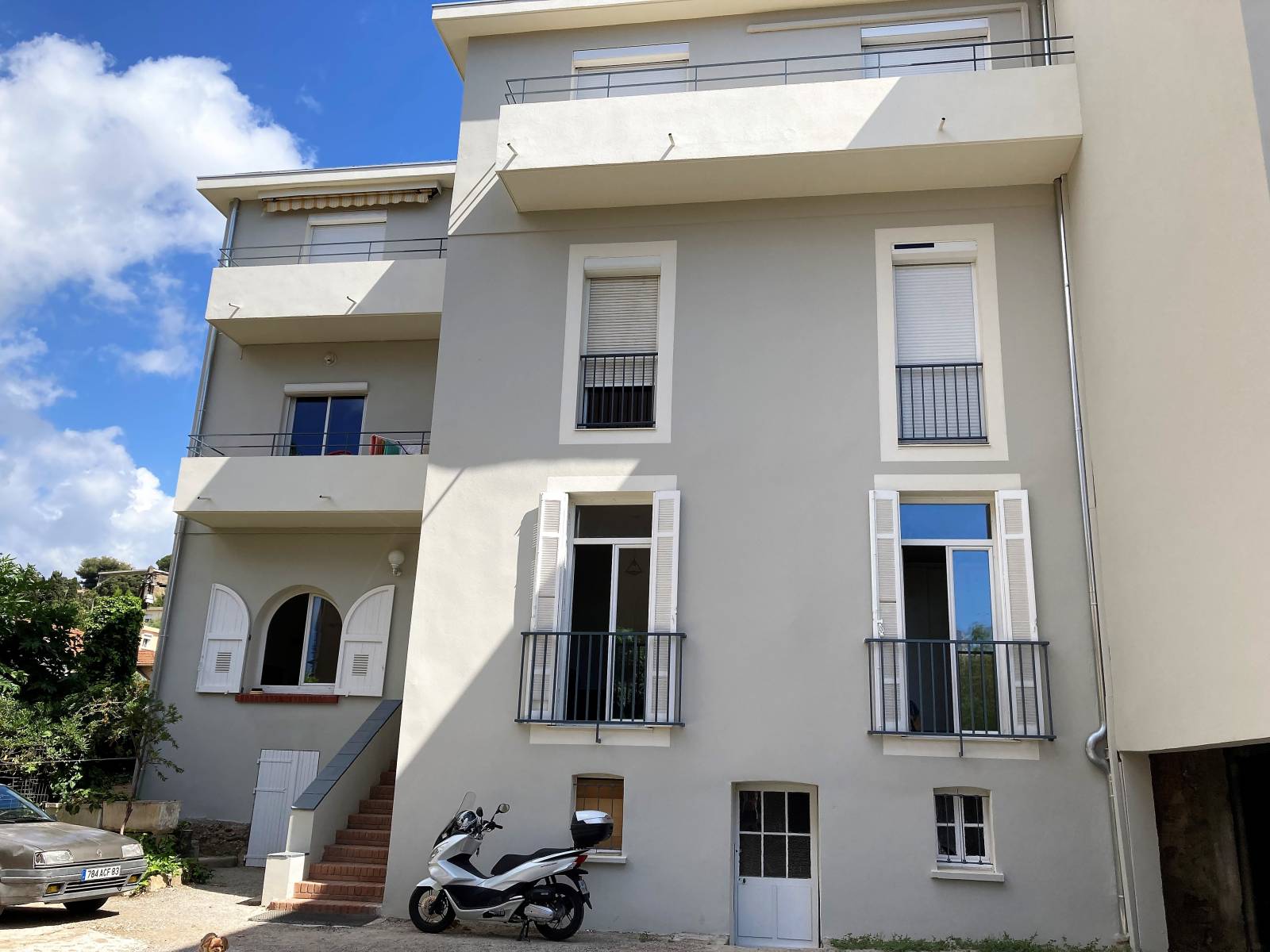 Appartement 76m², proche centre et commerces Le Lavandou Centre