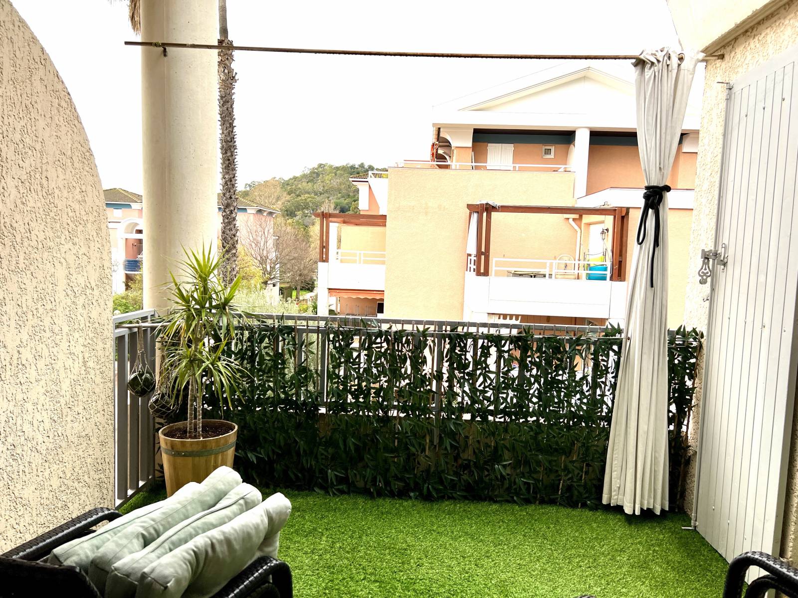 A vendre, duplex à 100 mètres de la plage de Cavalière