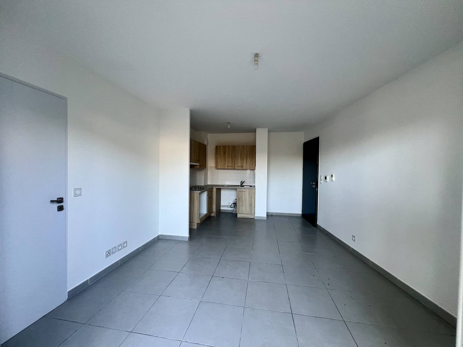 Joli T2  de 34 m²  avec jardin de 35 m²  résidence récente