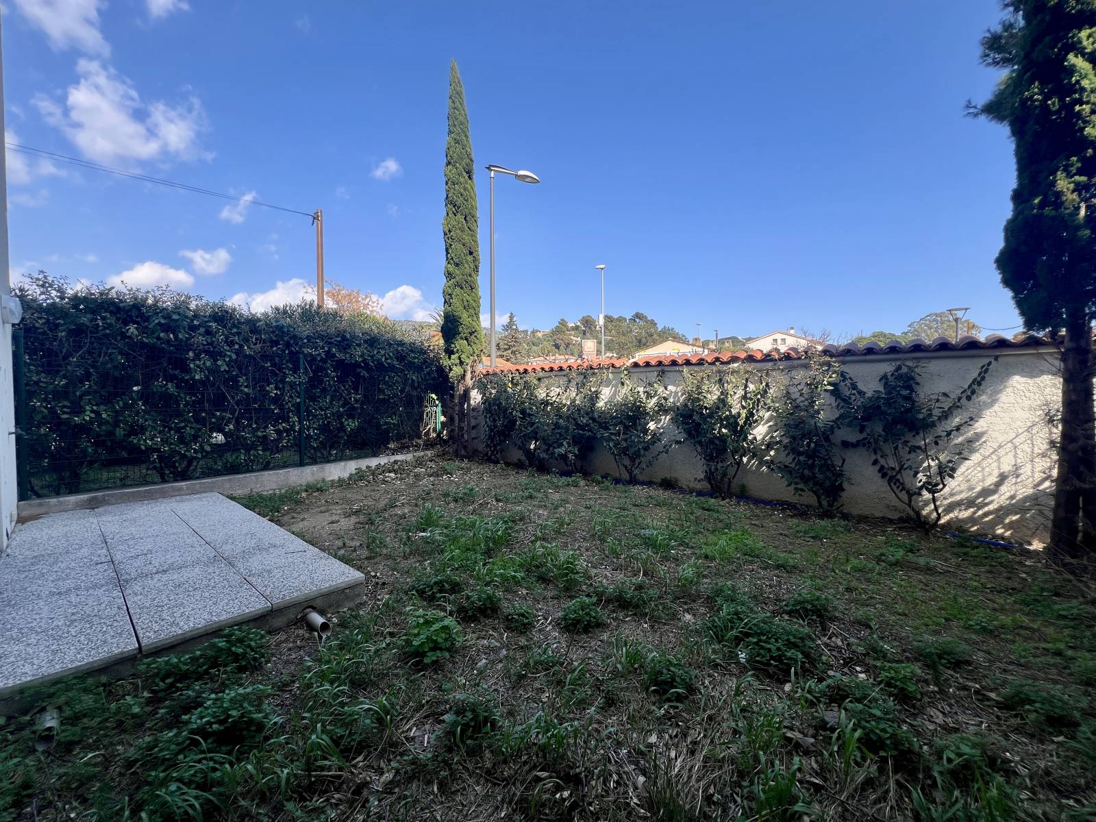 Joli T2  de 34 m²  avec jardin de 35 m²  résidence récente