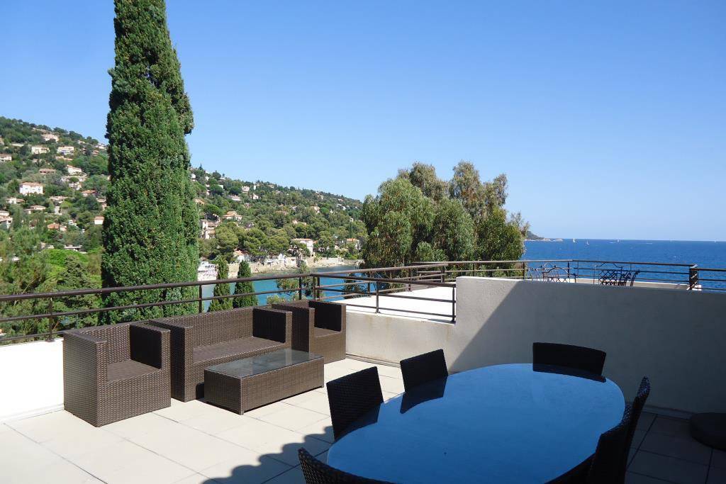 VENDU PAR NOTRE AGENCE ! LAVANDOU 83980 Aiguebelle accès mer