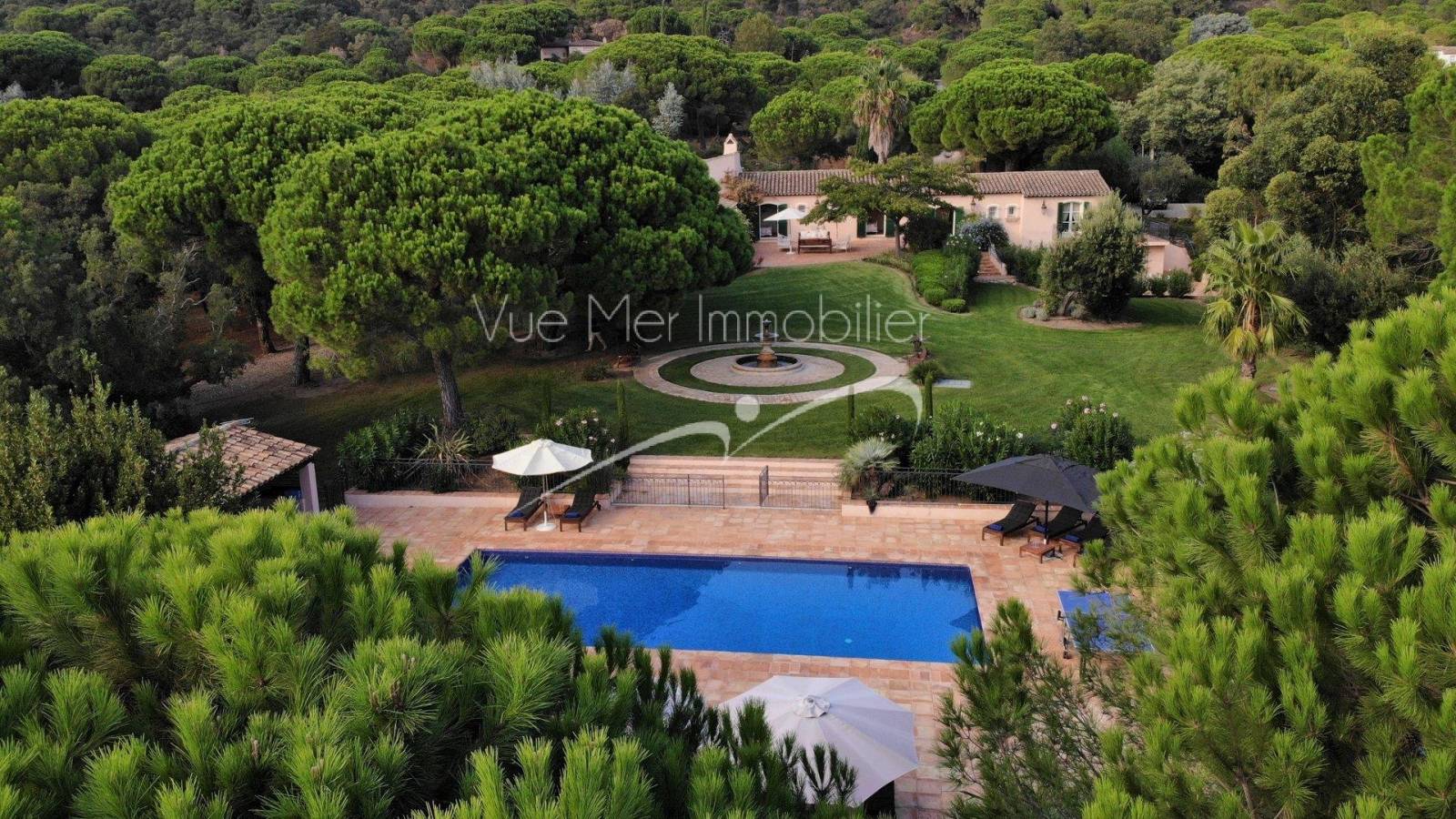 Elégante Propriété de 3,5 hectare Ramatuelle  