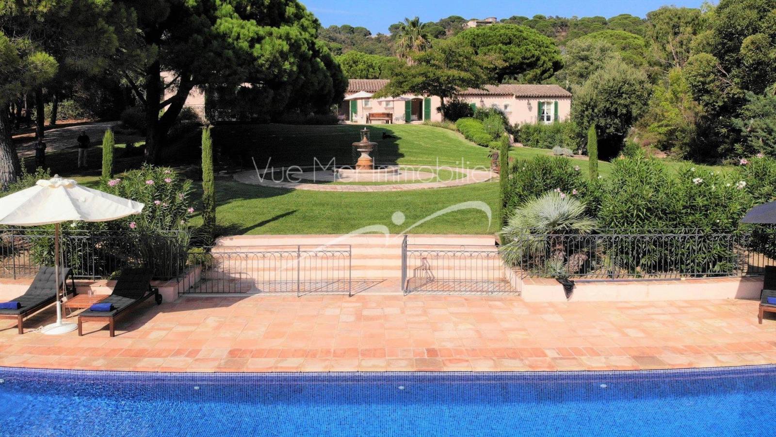 Elégante Propriété de 3,5 hectare Ramatuelle  