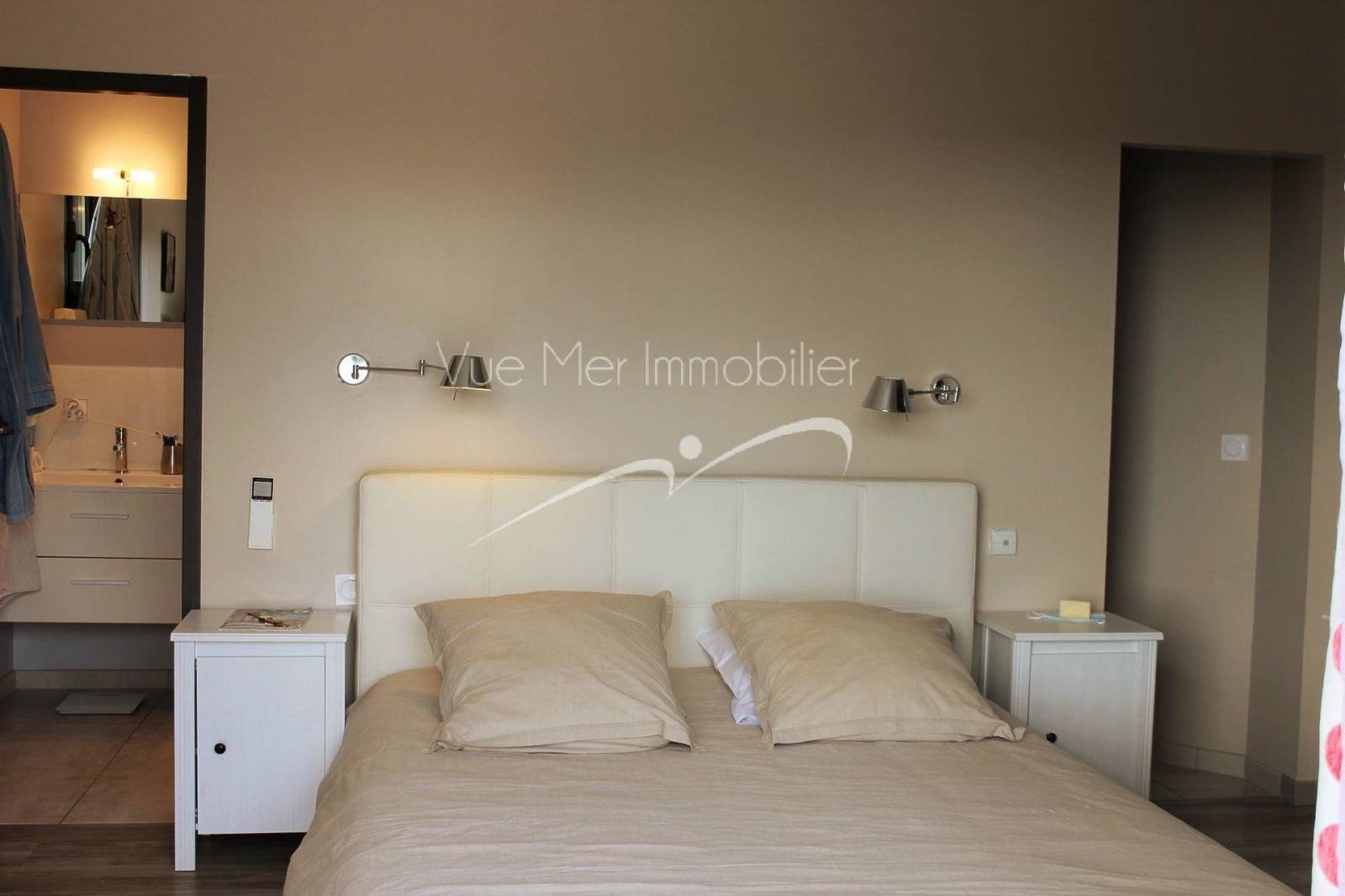 VENDU PAR NOTRE AGENCE ! LAVANDOU 83980  